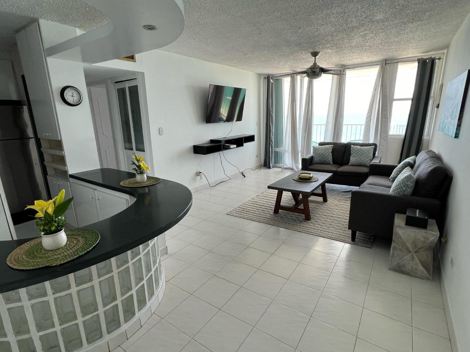 Gorgeous Ocean View 1Br W/Beach Acess & Pool San Juan Exterior photo